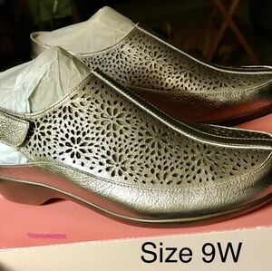 Easy Spirit Women's Gold Slip-On Shoes